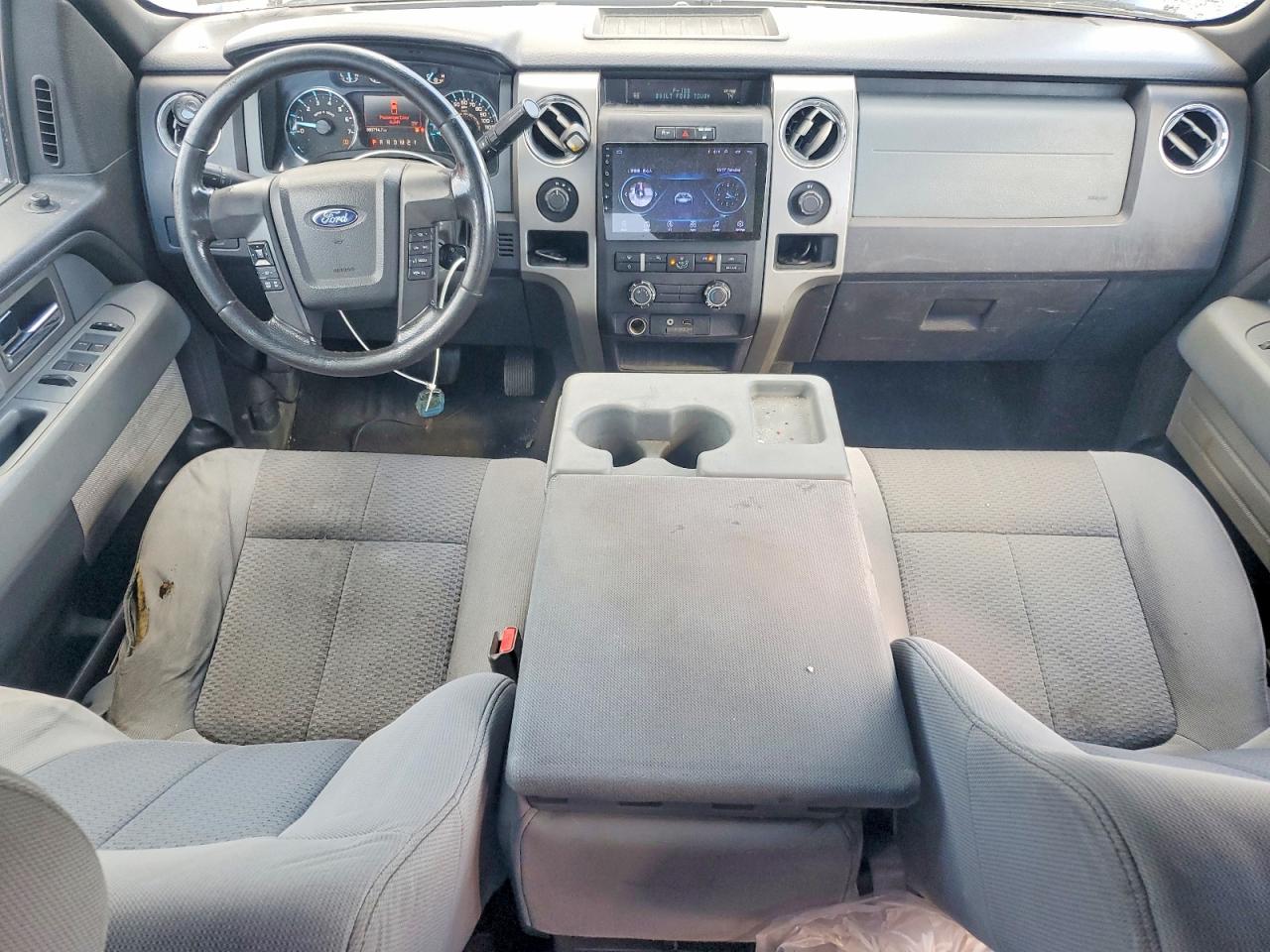 Ford F-150 Super Cab