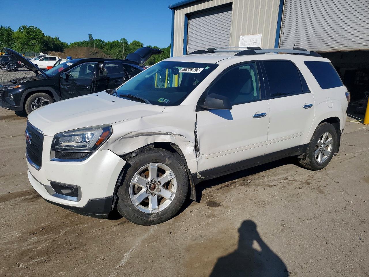 Salvage GMC Acadia Image