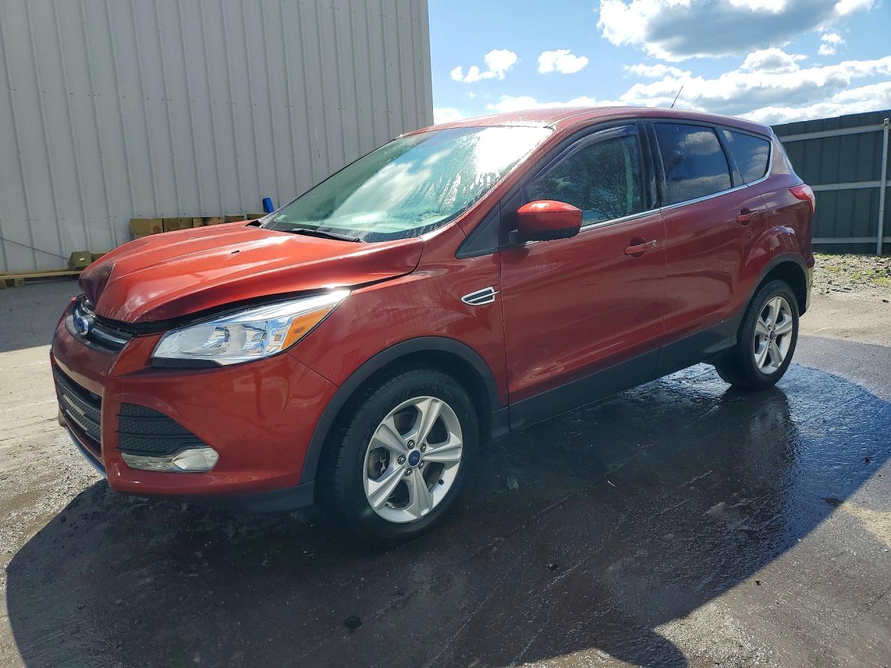 Salvage Ford Escape Image
