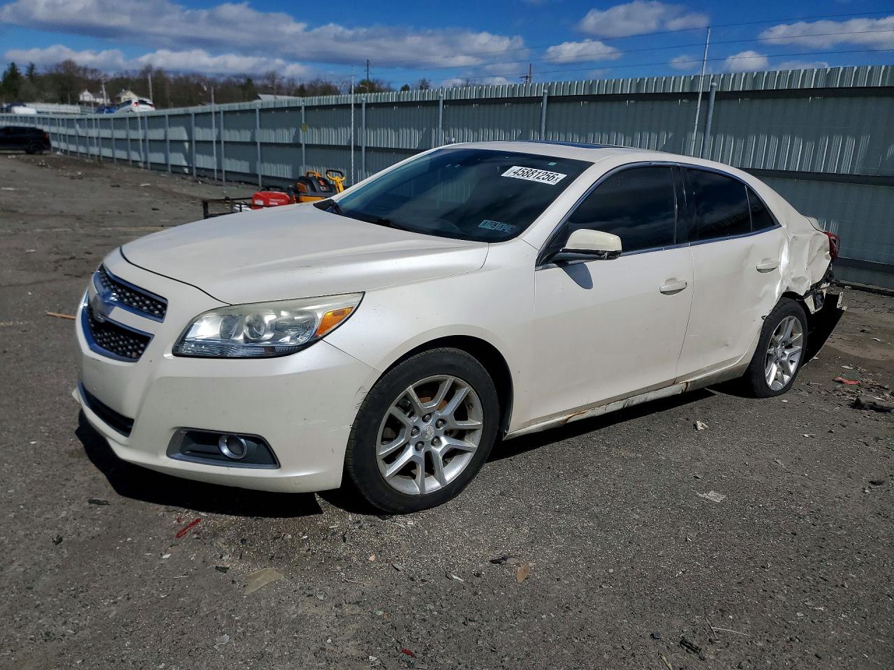 Salvage Chevrolet Malibu Image