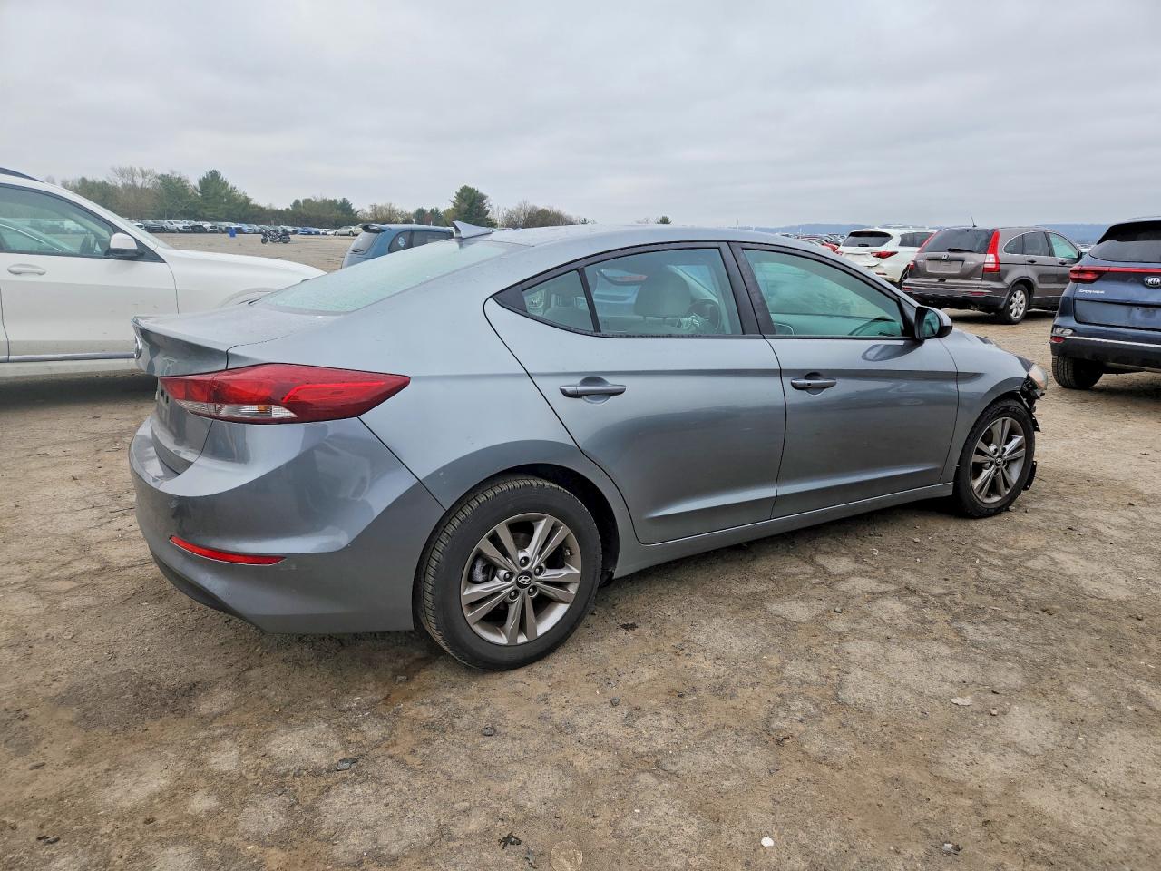 Hyundai ELANTRA Value Edition