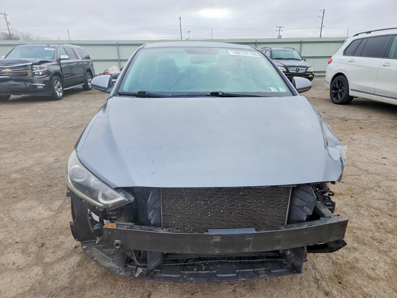 Hyundai ELANTRA Value Edition