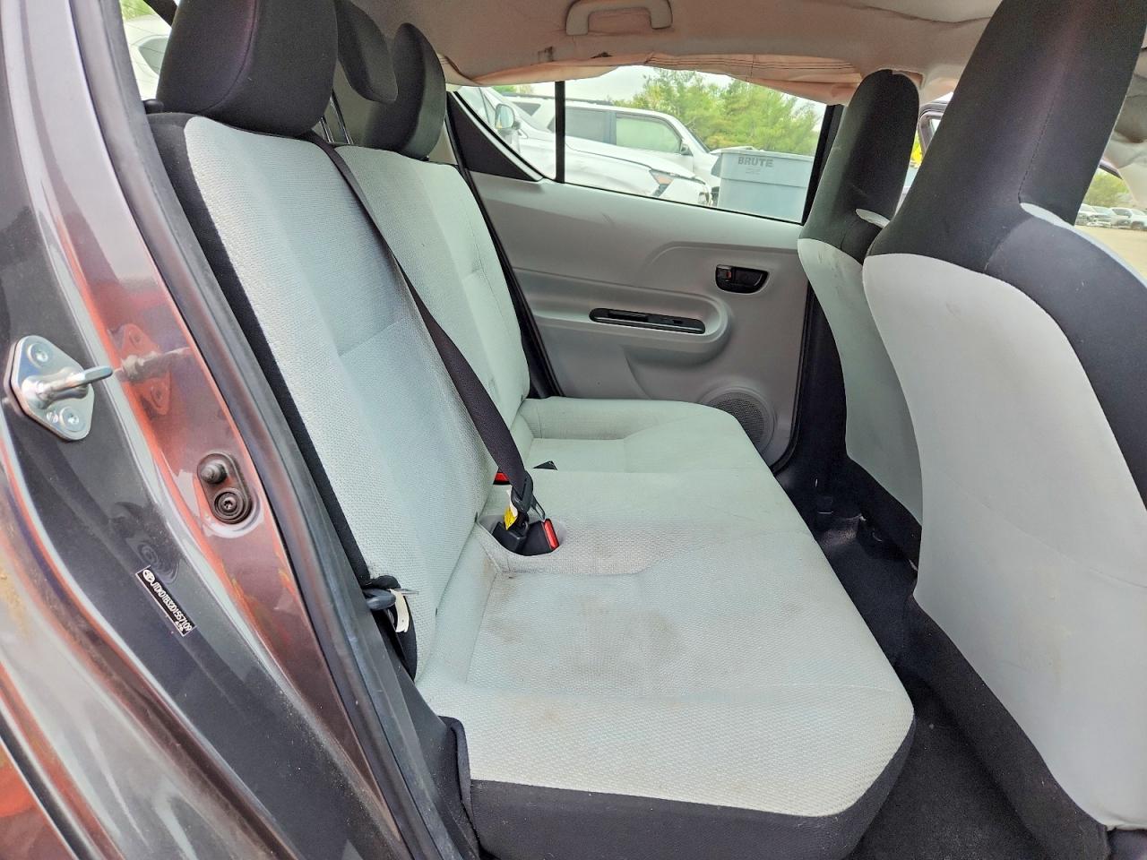 Toyota Prius c One