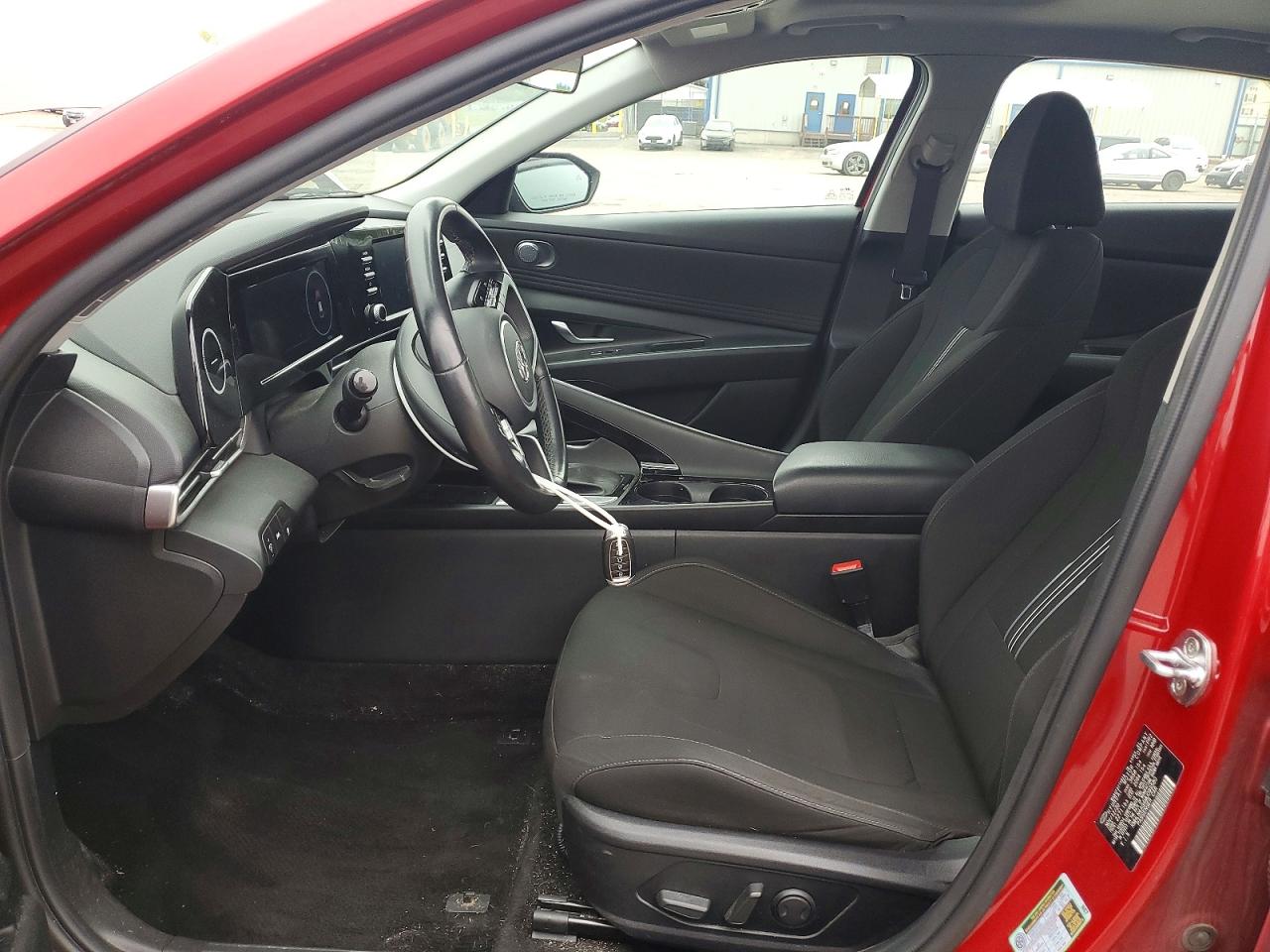 Hyundai ELANTRA Sel