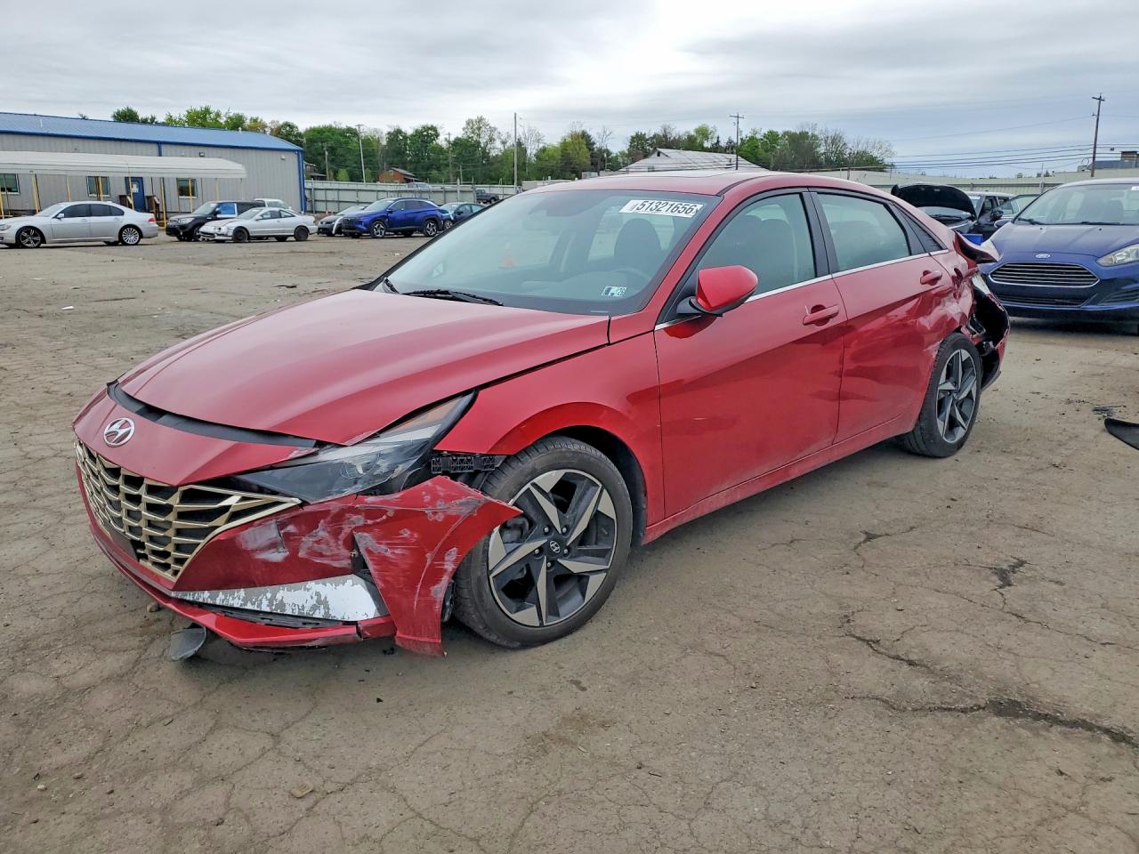 Salvage Hyundai ELANTRA Image
