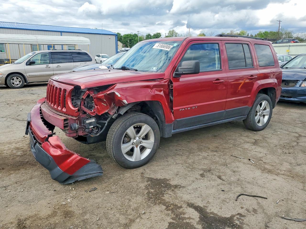 Salvage Jeep Patriot Image