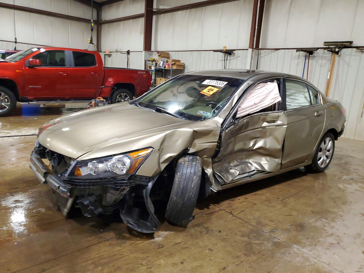 Salvage Honda Accord Image