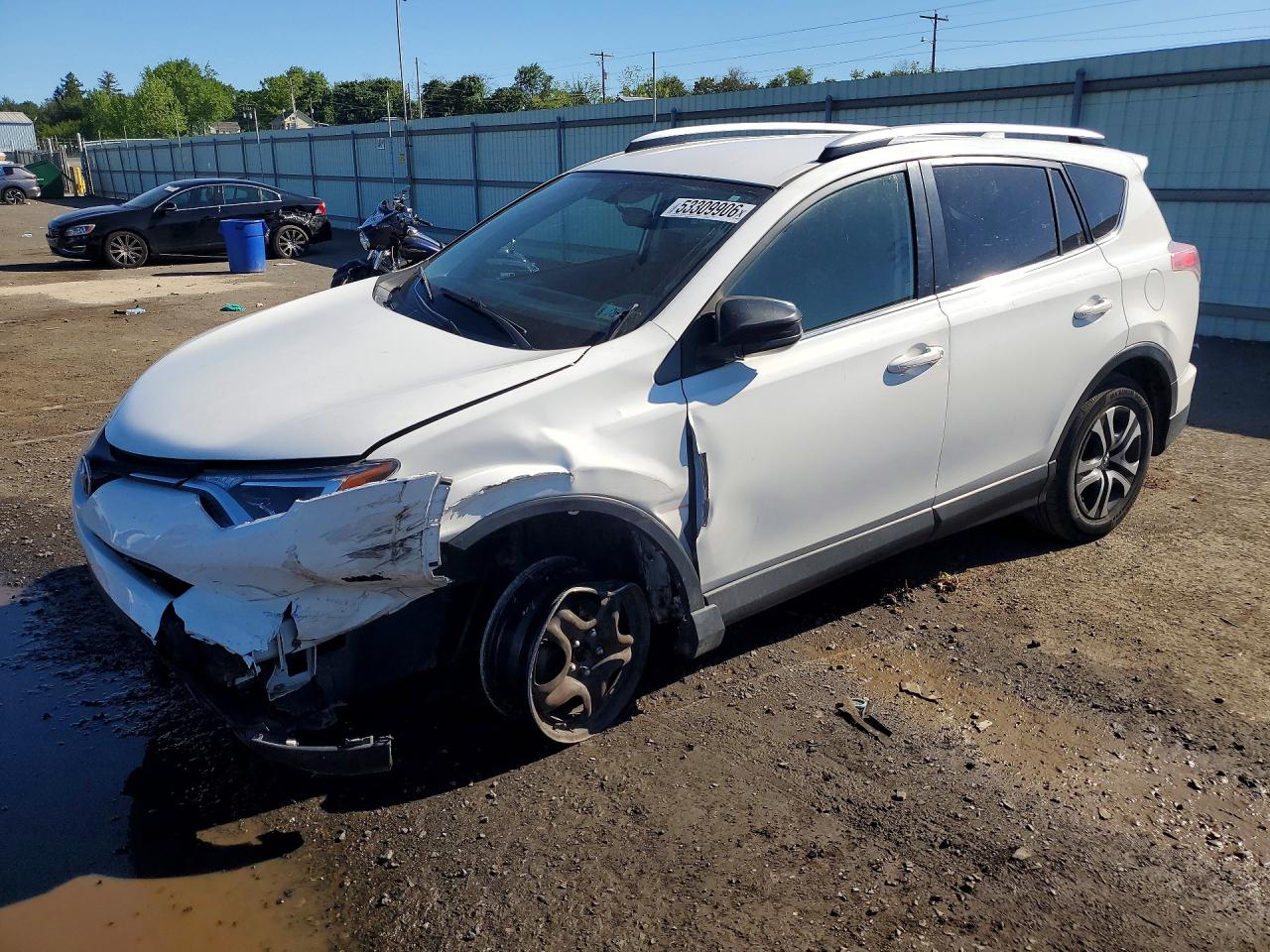 Salvage Toyota RAV4 Image