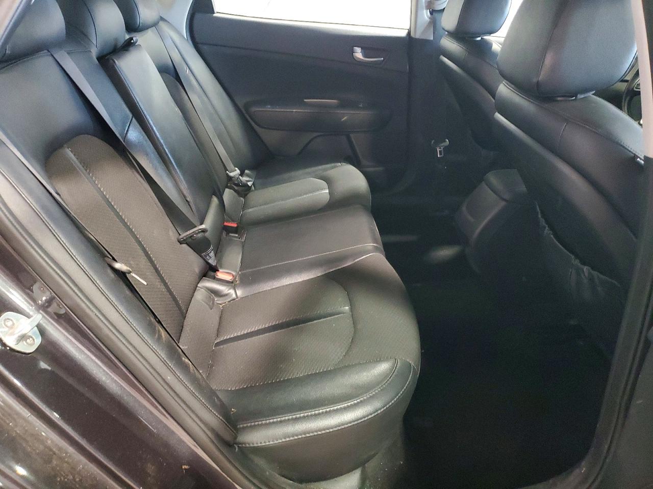 Kia Optima S