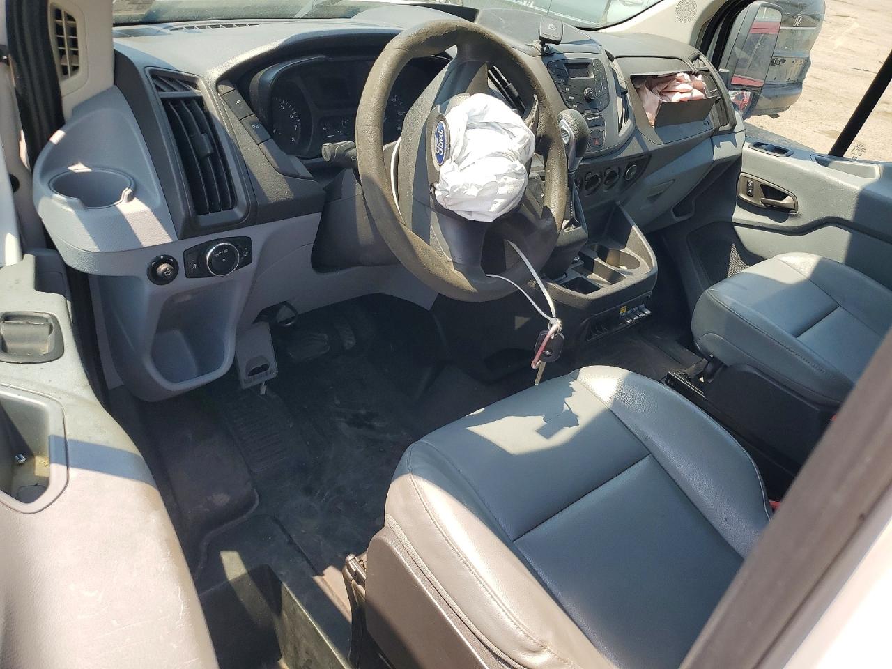 Ford Transit T-150