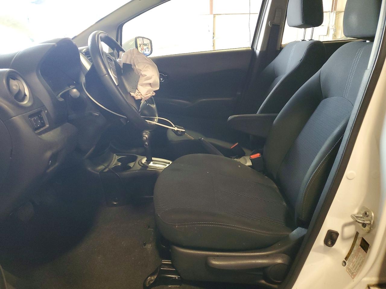 Nissan Versa Sv