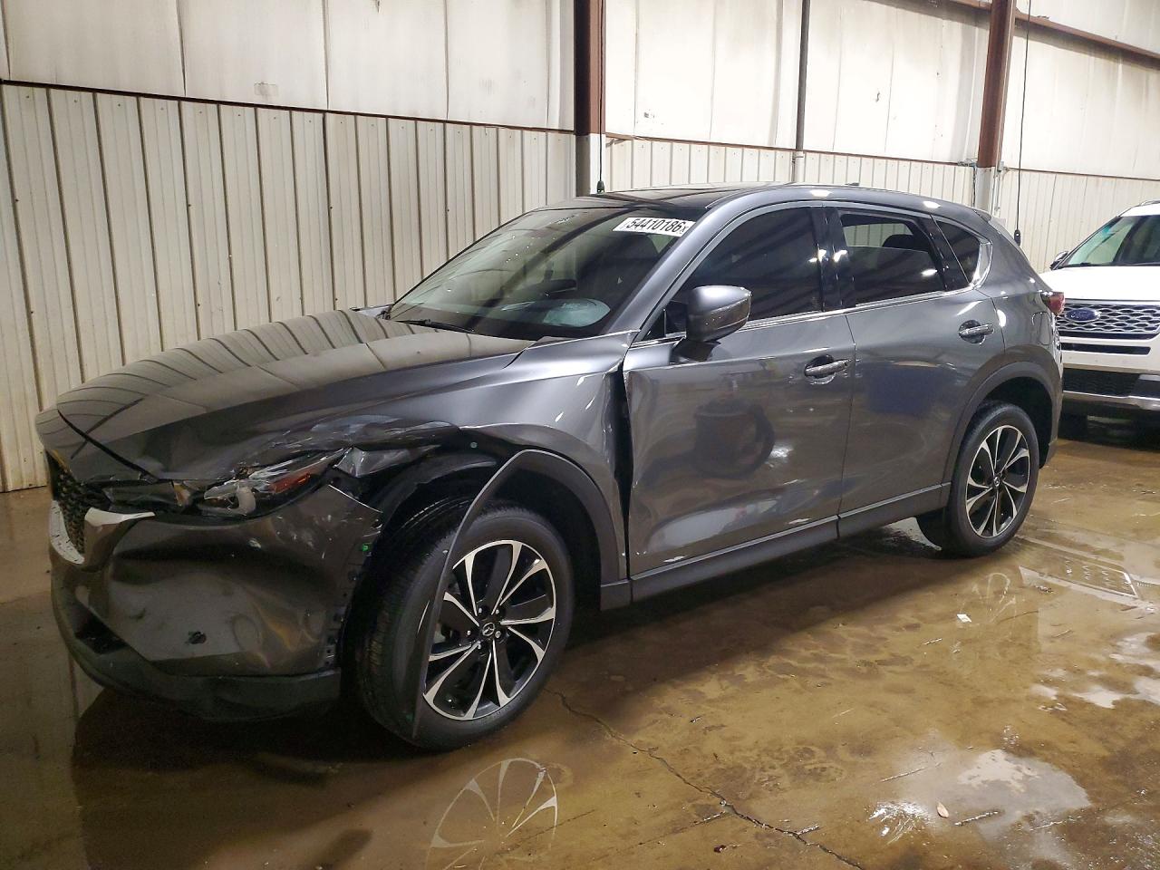Salvage Mazda Cx Image