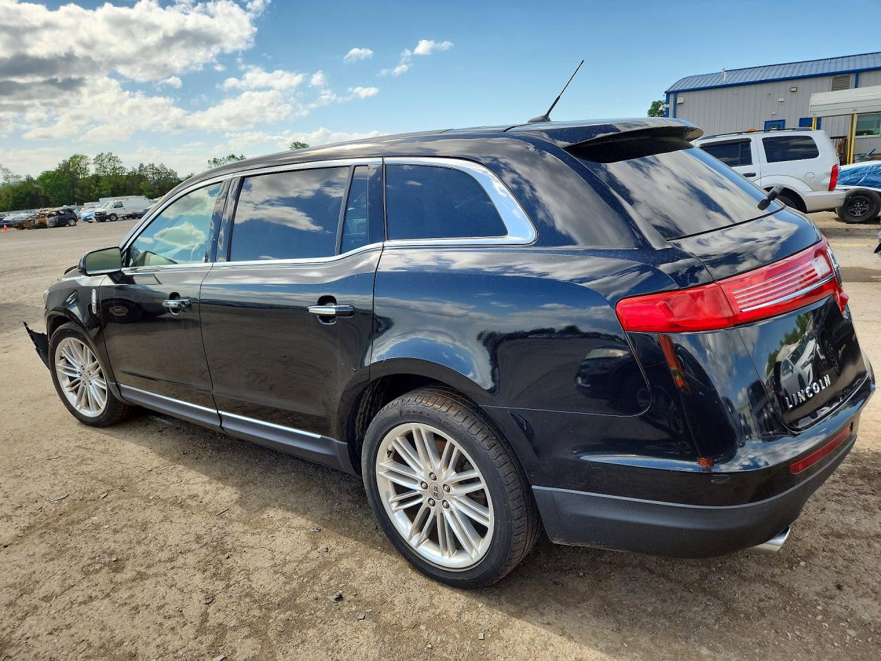 Lincoln MKT