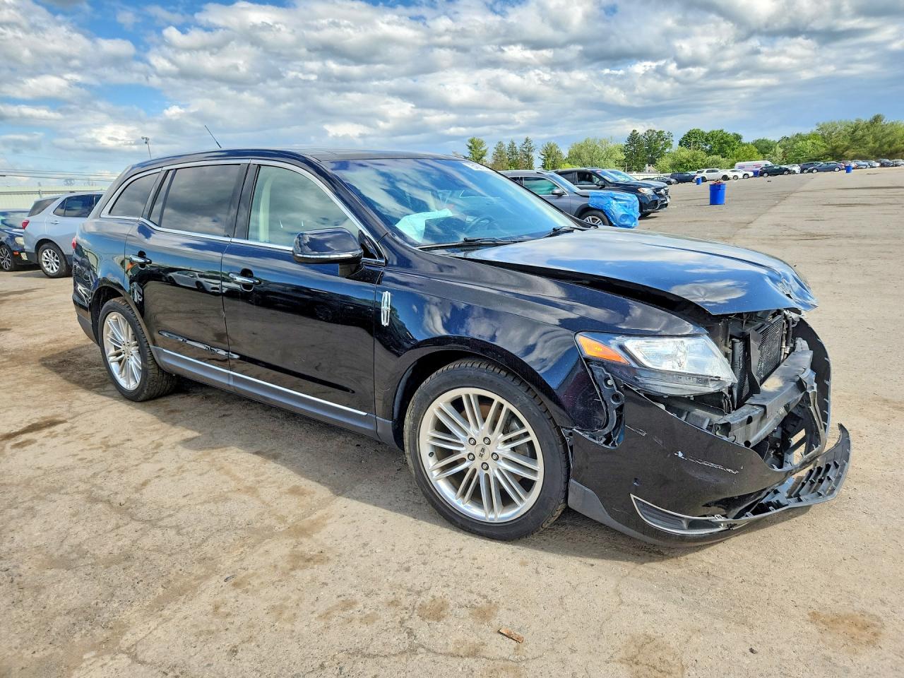 Lincoln MKT