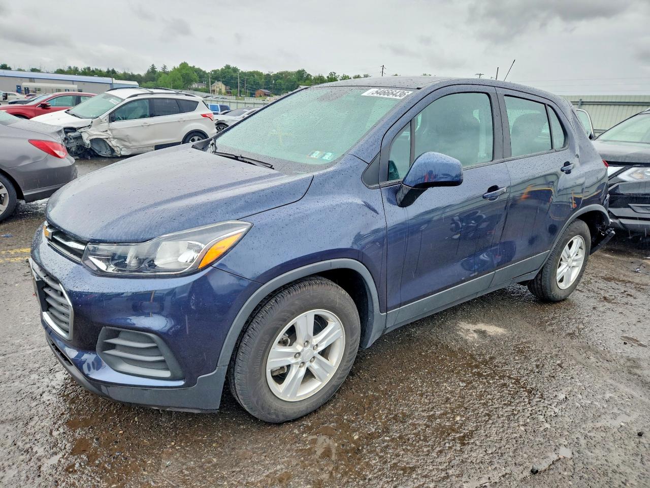 Salvage Chevrolet Trax Image