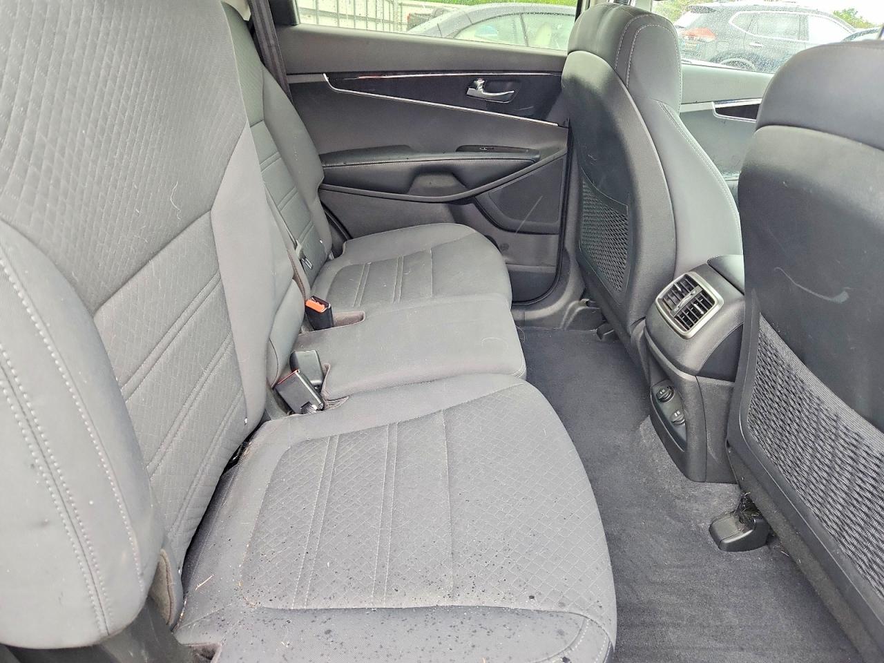 Kia Sorento Lx V6