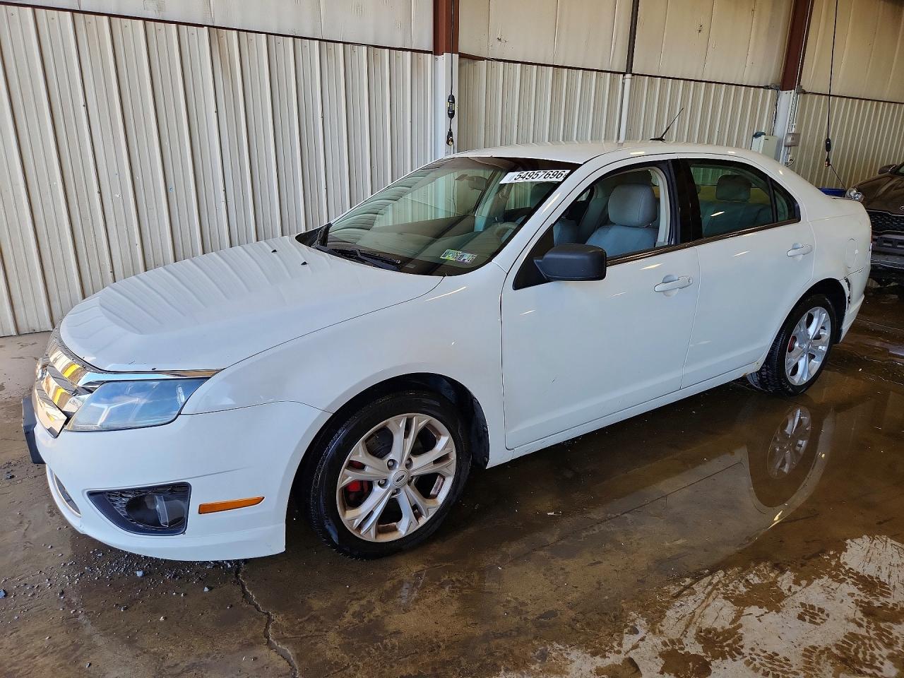 Salvage Ford Fusion Image