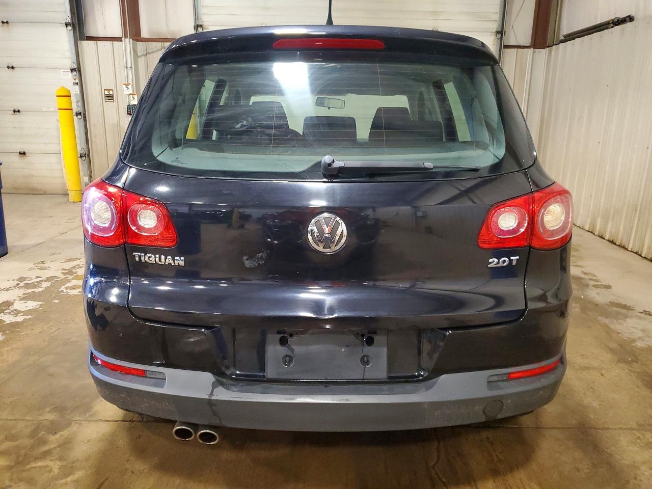 Volkswagen Tiguan S