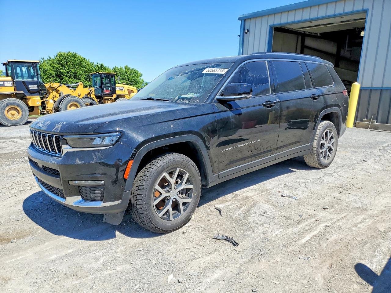 Salvage Jeep Cherokee Image