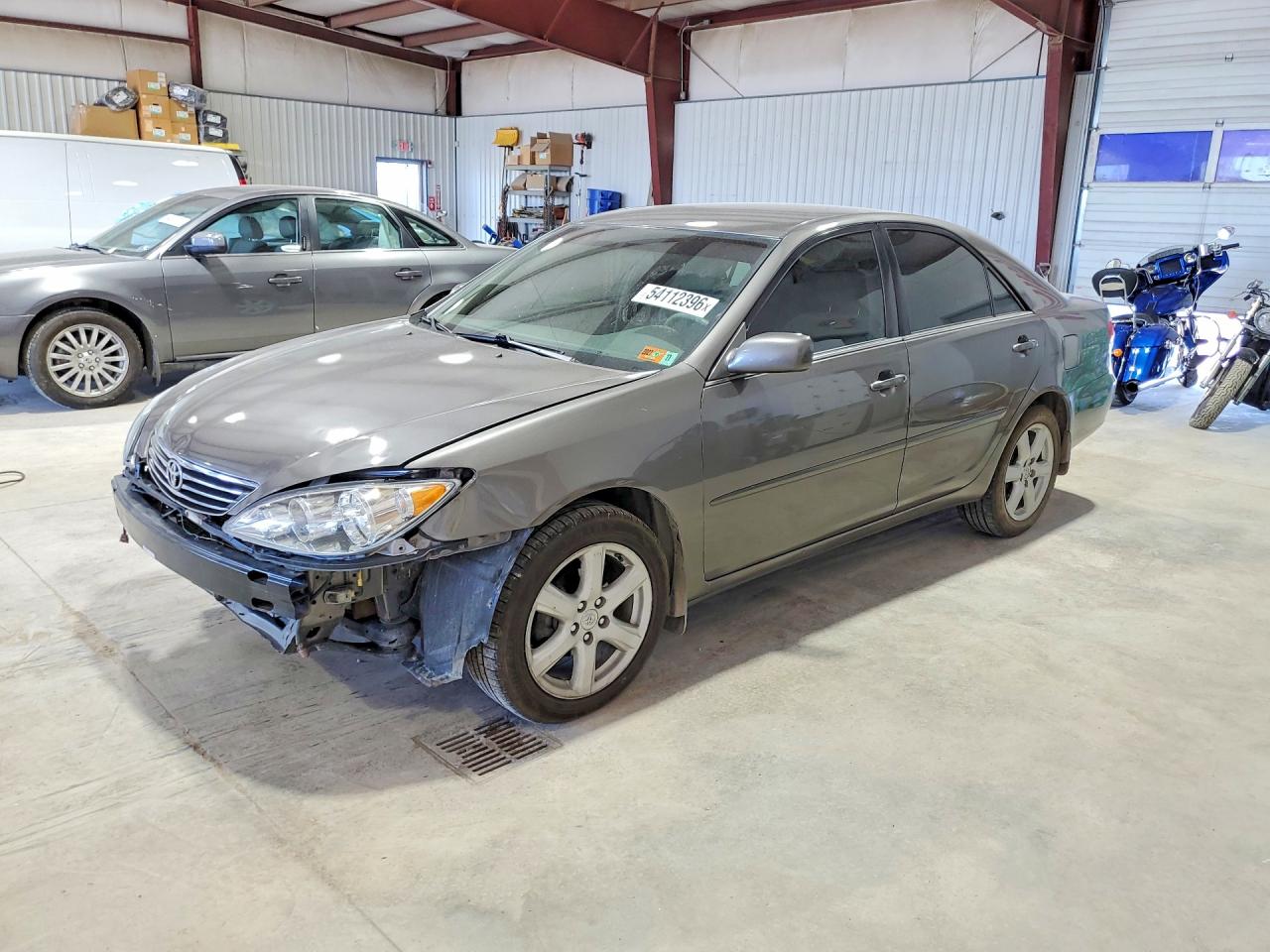 Salvage Toyota Camry Image