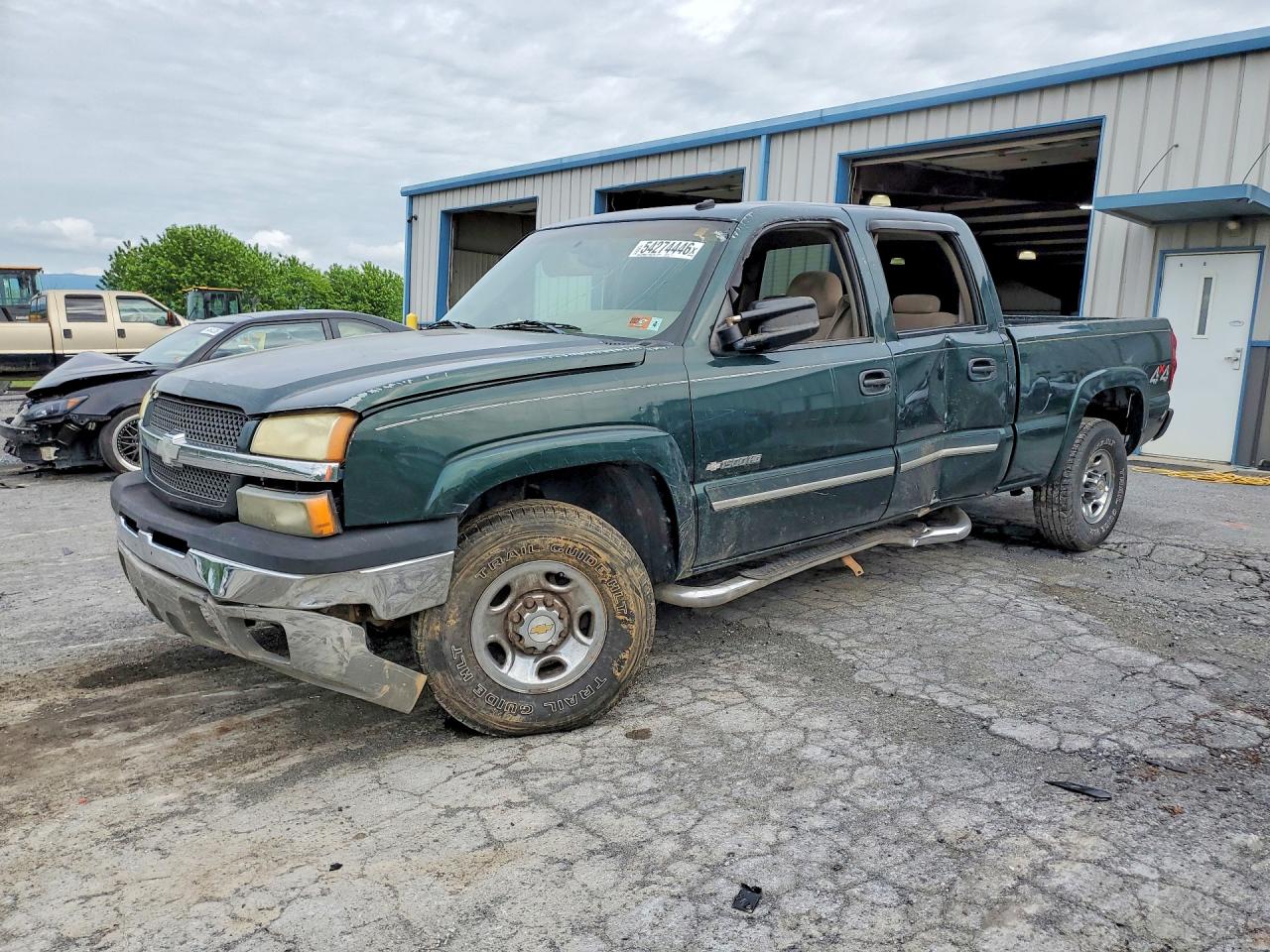 Salvage Chevrolet Silverado Image