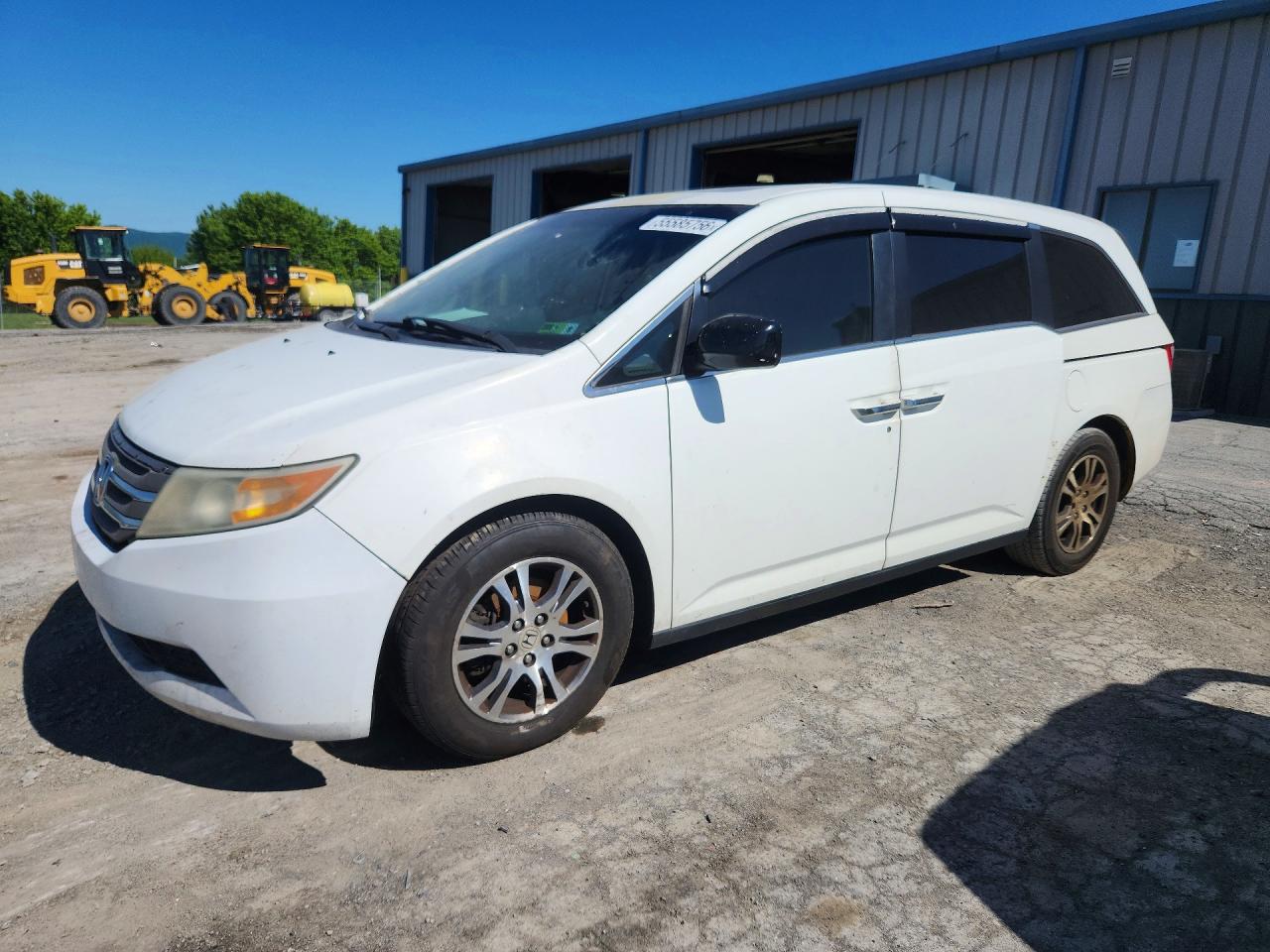 Salvage Honda Odyssey Image