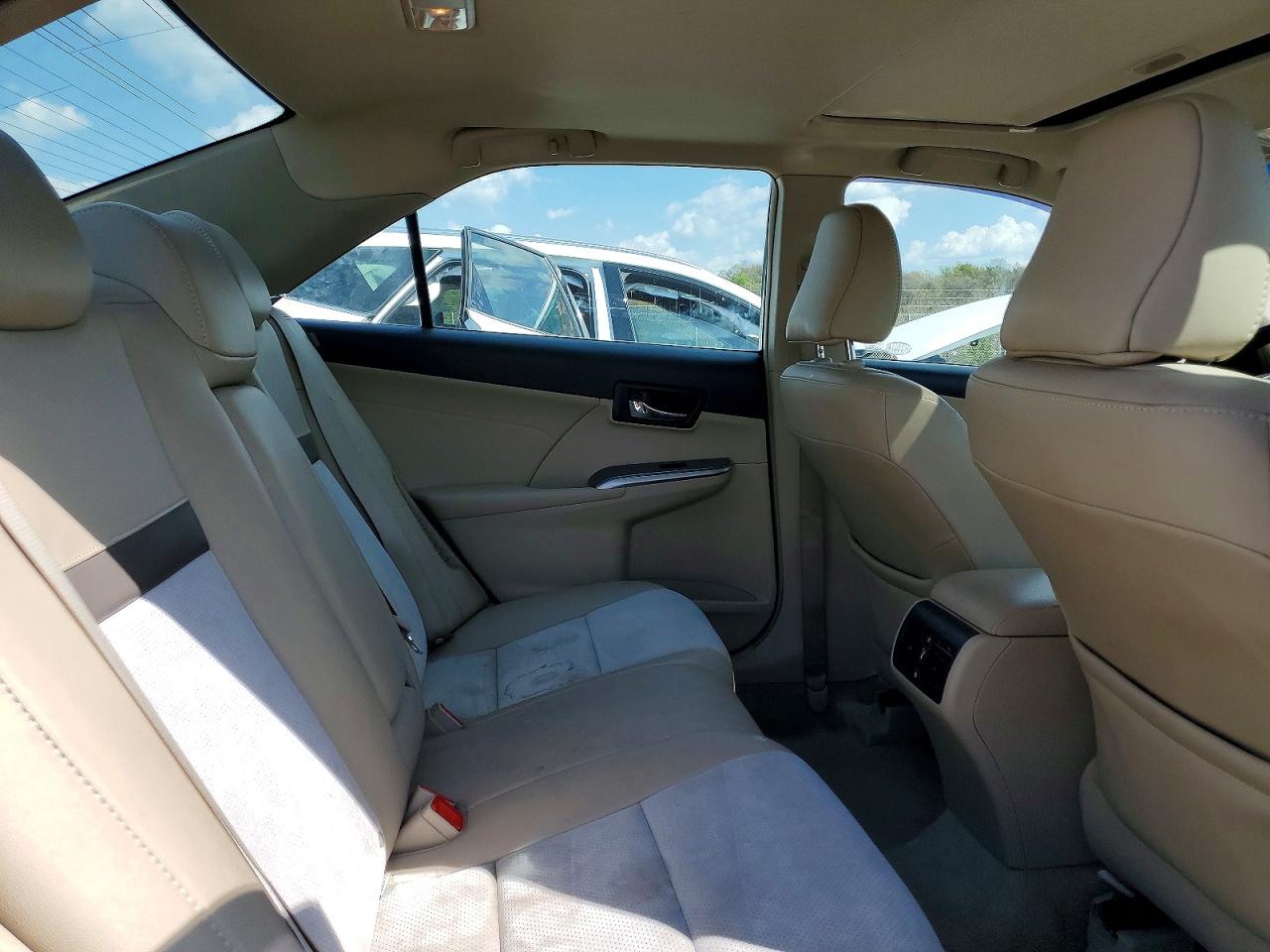 Toyota Camry Xle