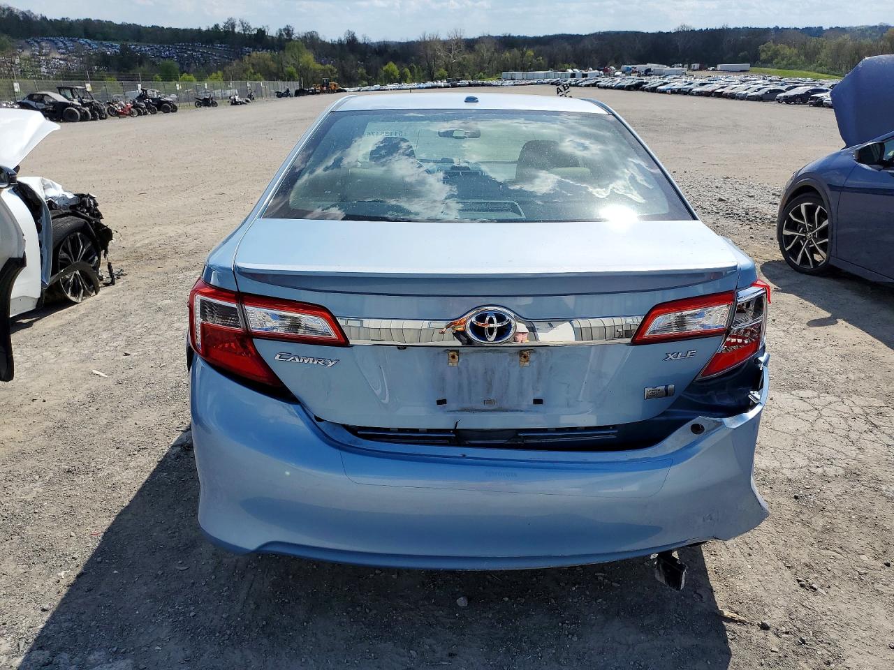 Toyota Camry Xle