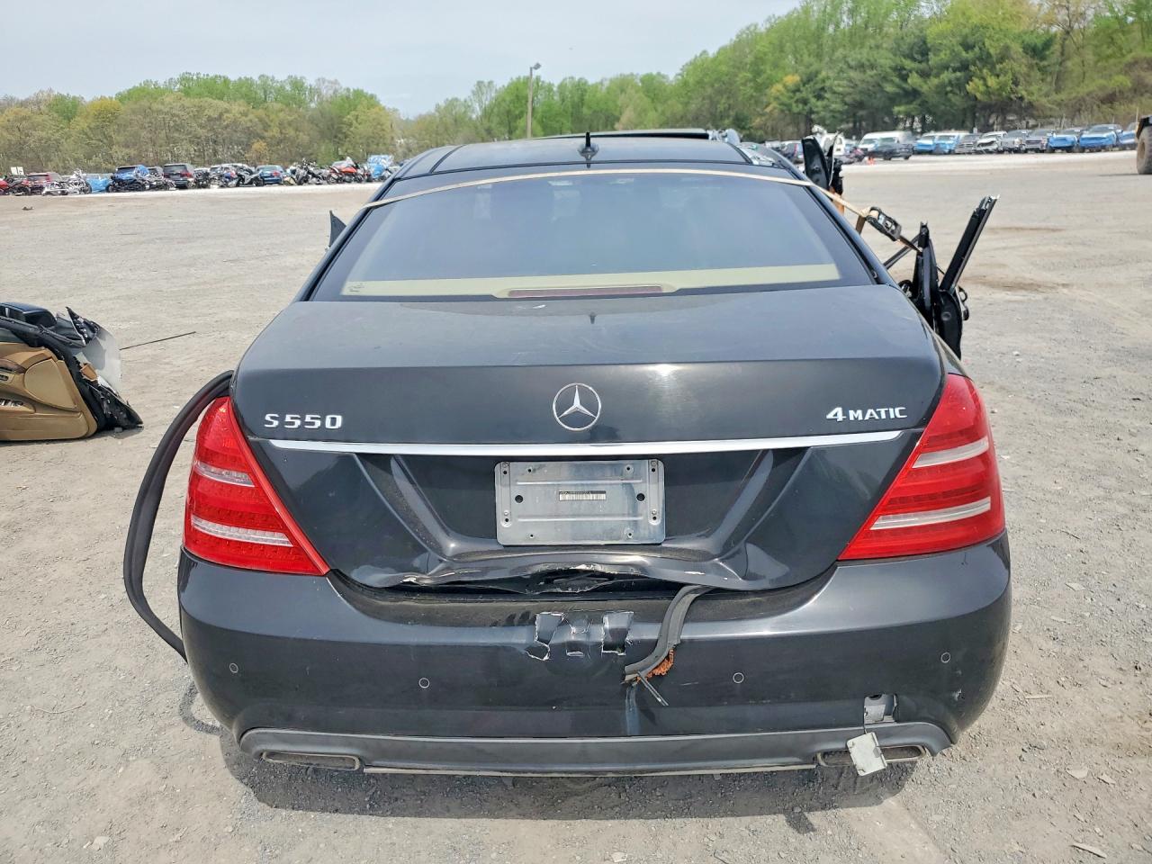 Mercedes-Benz S-Class 550 4matic