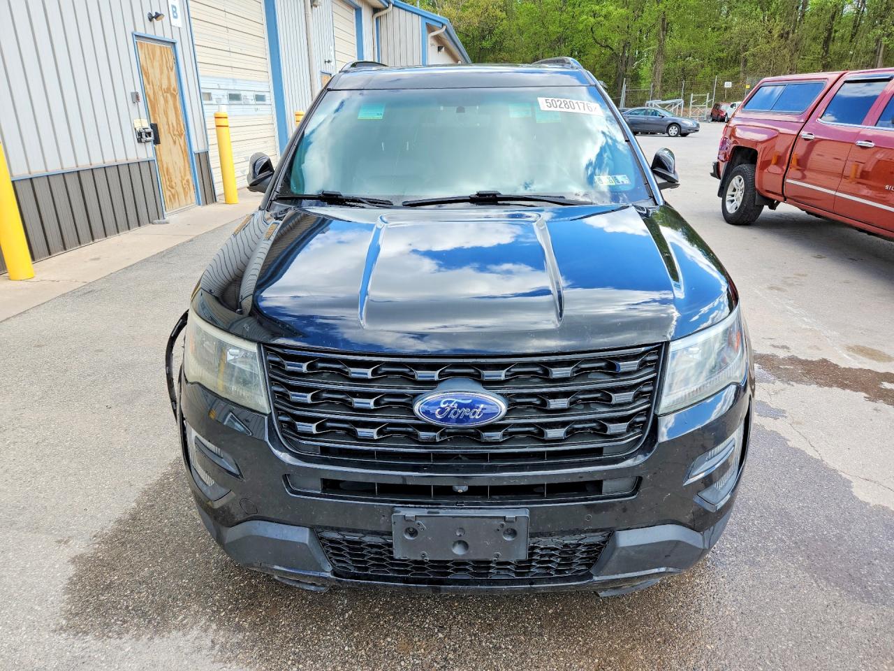Ford Explorer Sport