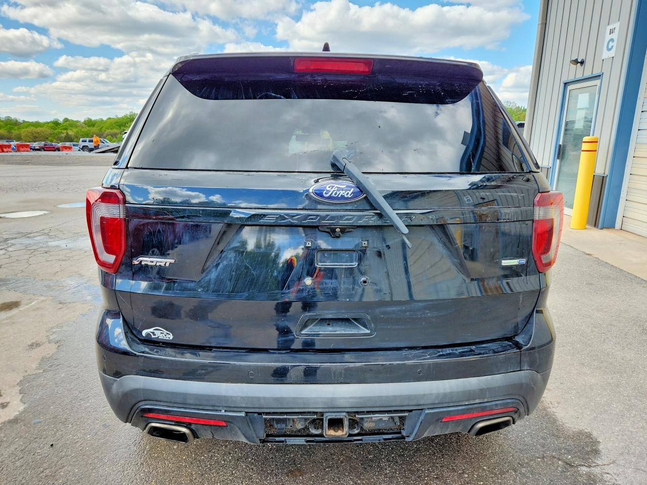 Ford Explorer Sport