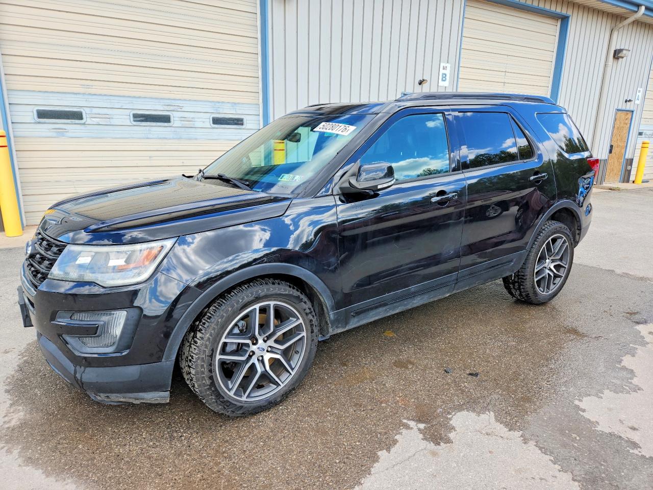 Salvage Ford Explorer Image