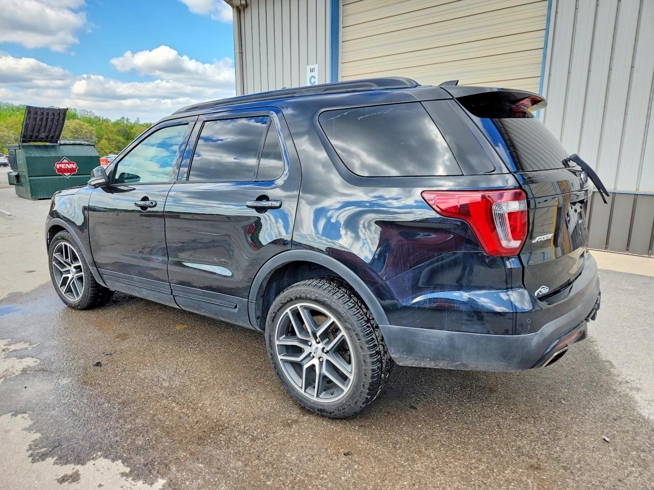 Ford Explorer Sport