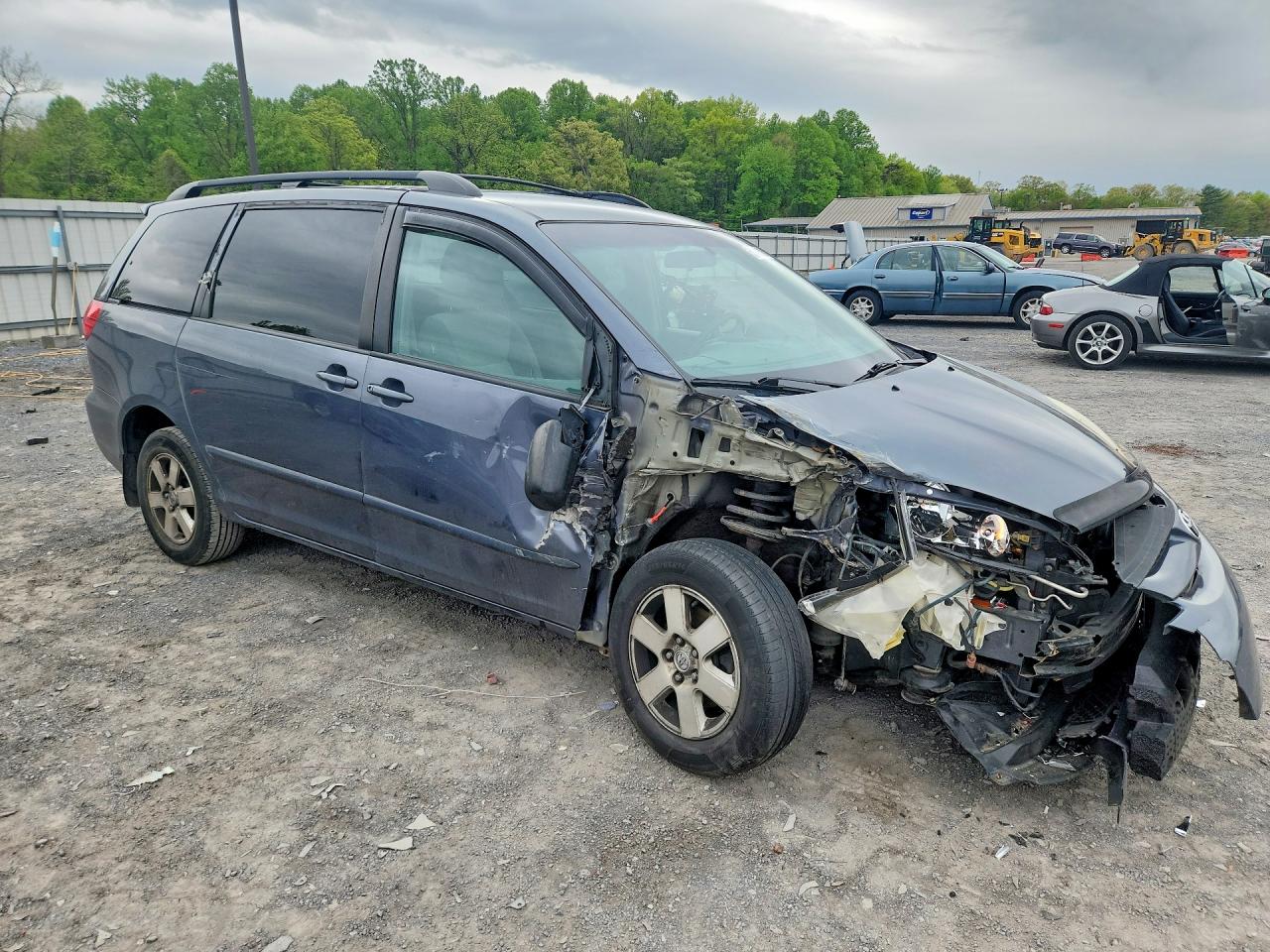 Toyota Sienna Le 7-passenger