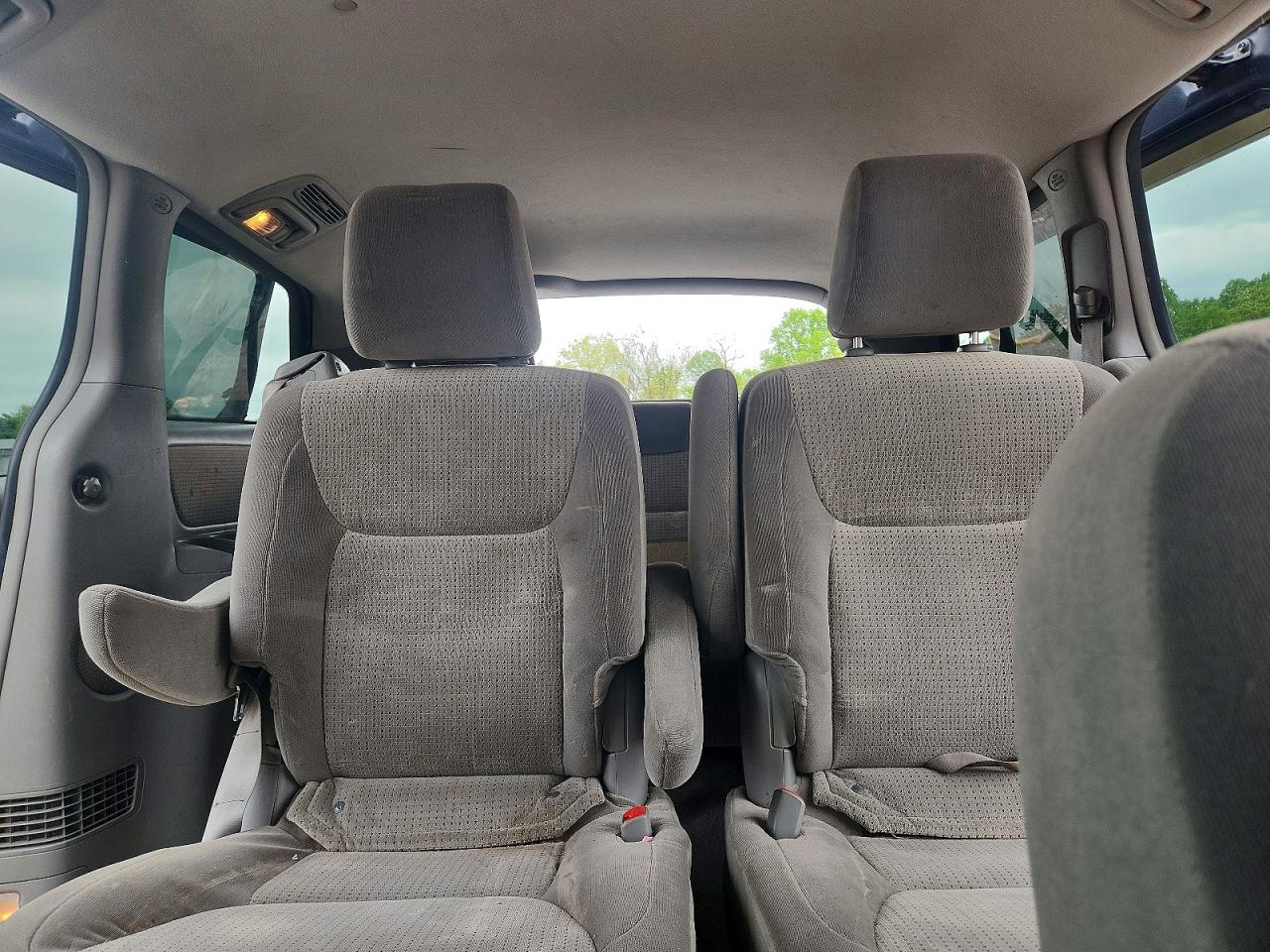 Toyota Sienna Le 7-passenger