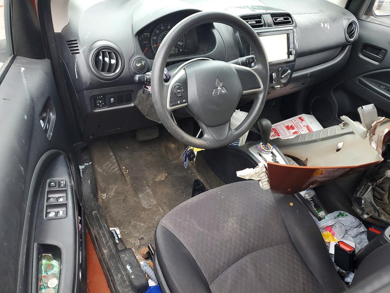 Mitsubishi Mirage Es