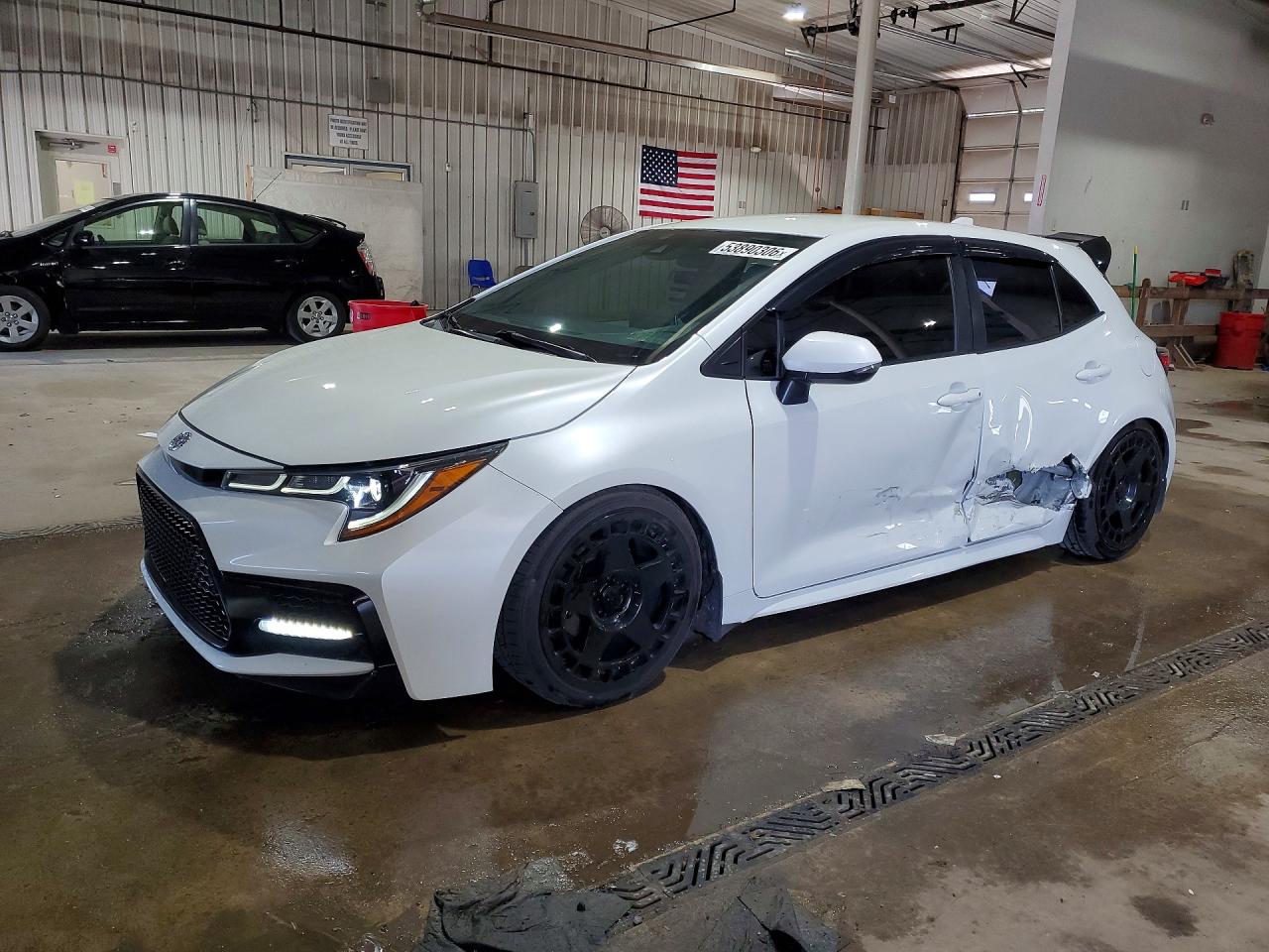 Salvage Toyota Corolla Image