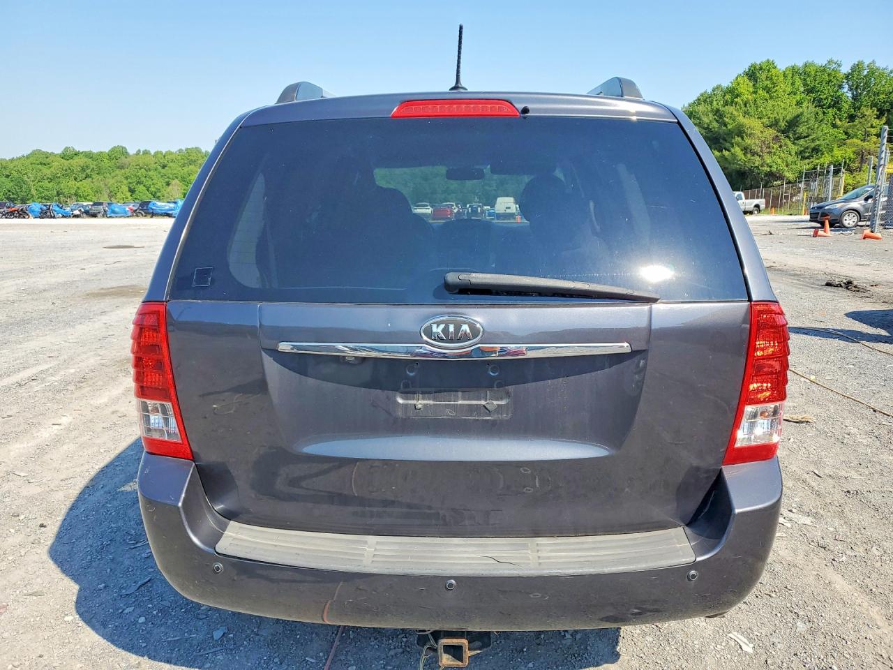 Kia Sedona Lx