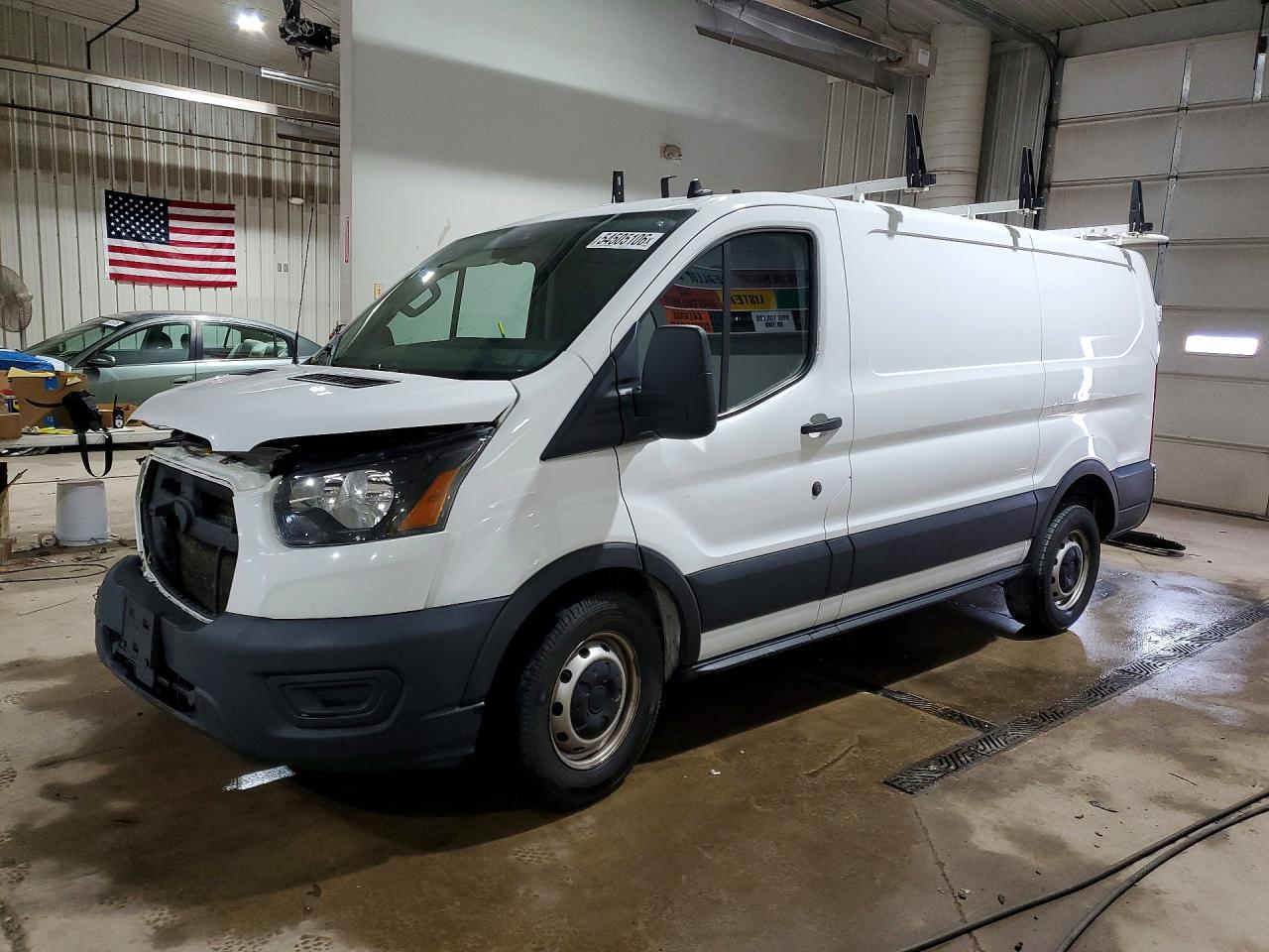 Salvage Ford Transit Image