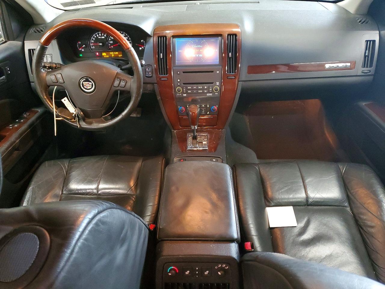 Cadillac STS