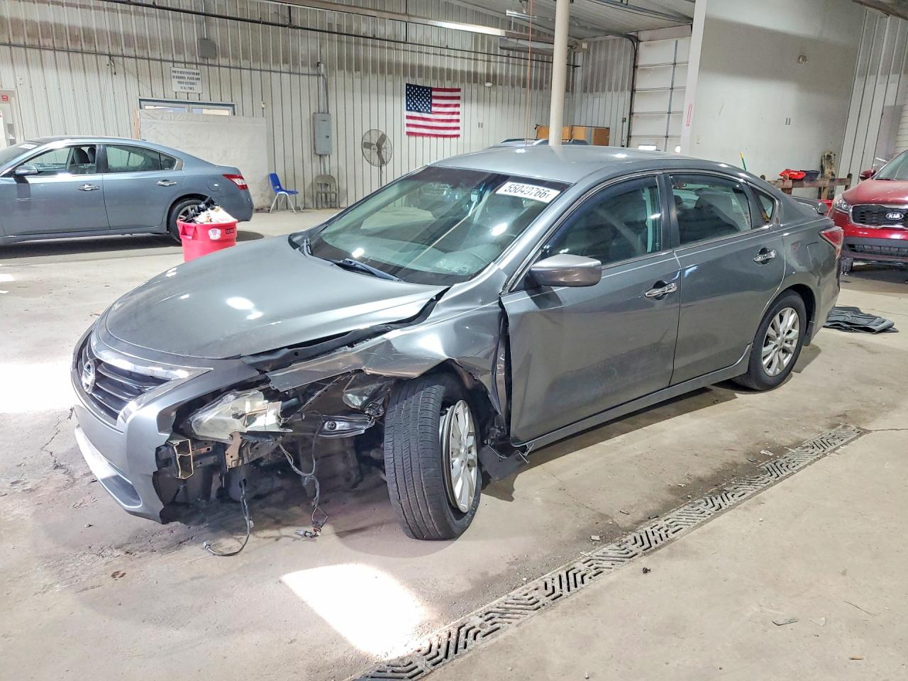 Salvage Nissan Altima Image