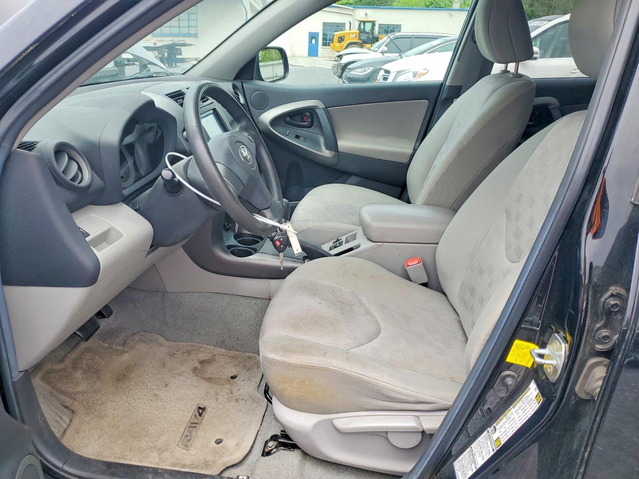 Toyota RAV4 Base
