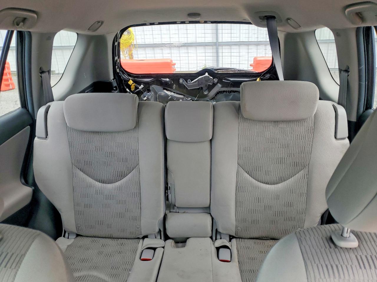 Toyota RAV4 Base