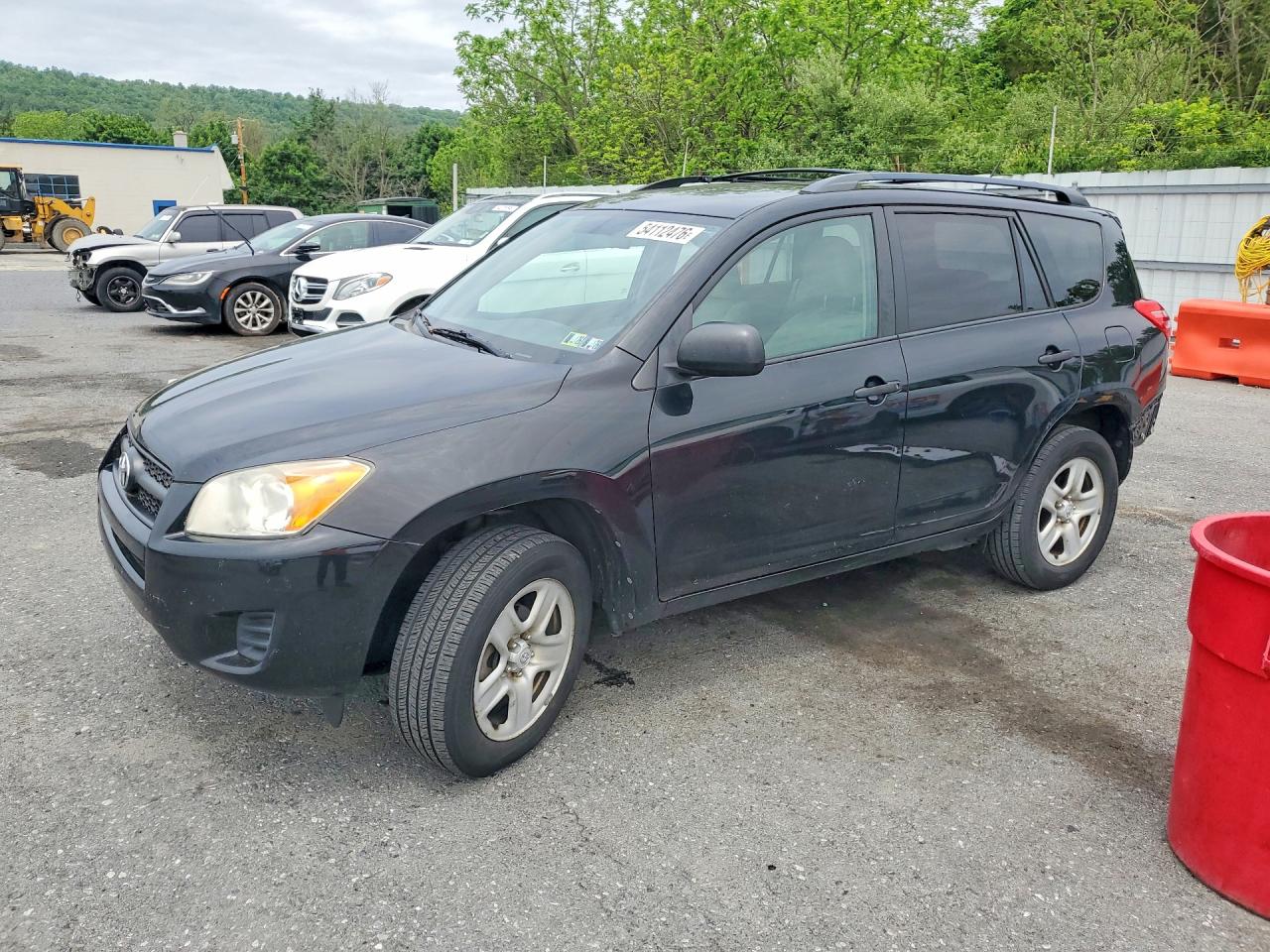 Salvage Toyota RAV4 Image