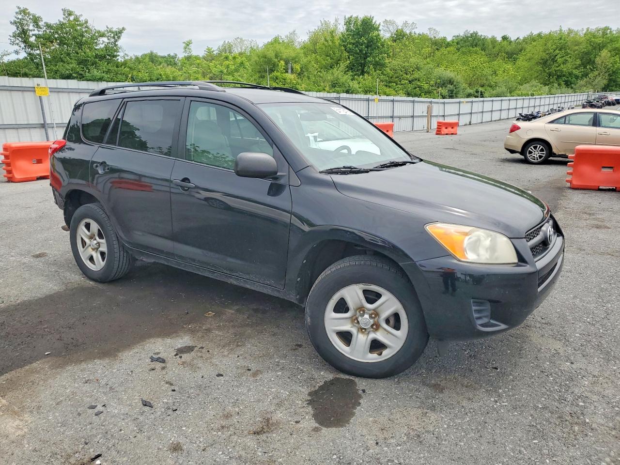 Toyota RAV4 Base