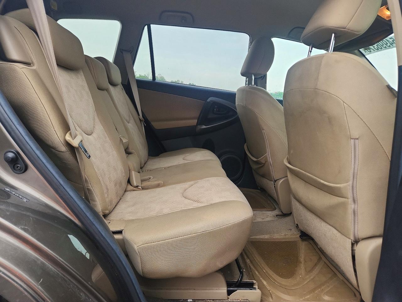 Toyota RAV4 Base