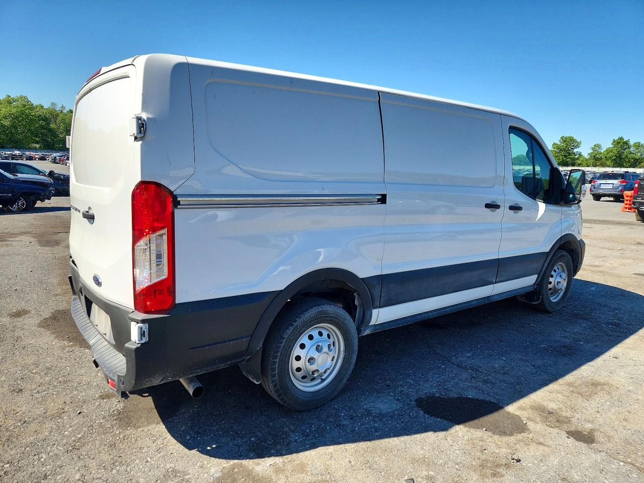 Ford Transit T-150