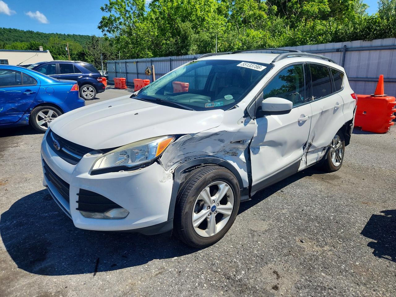 Salvage Ford Escape Image