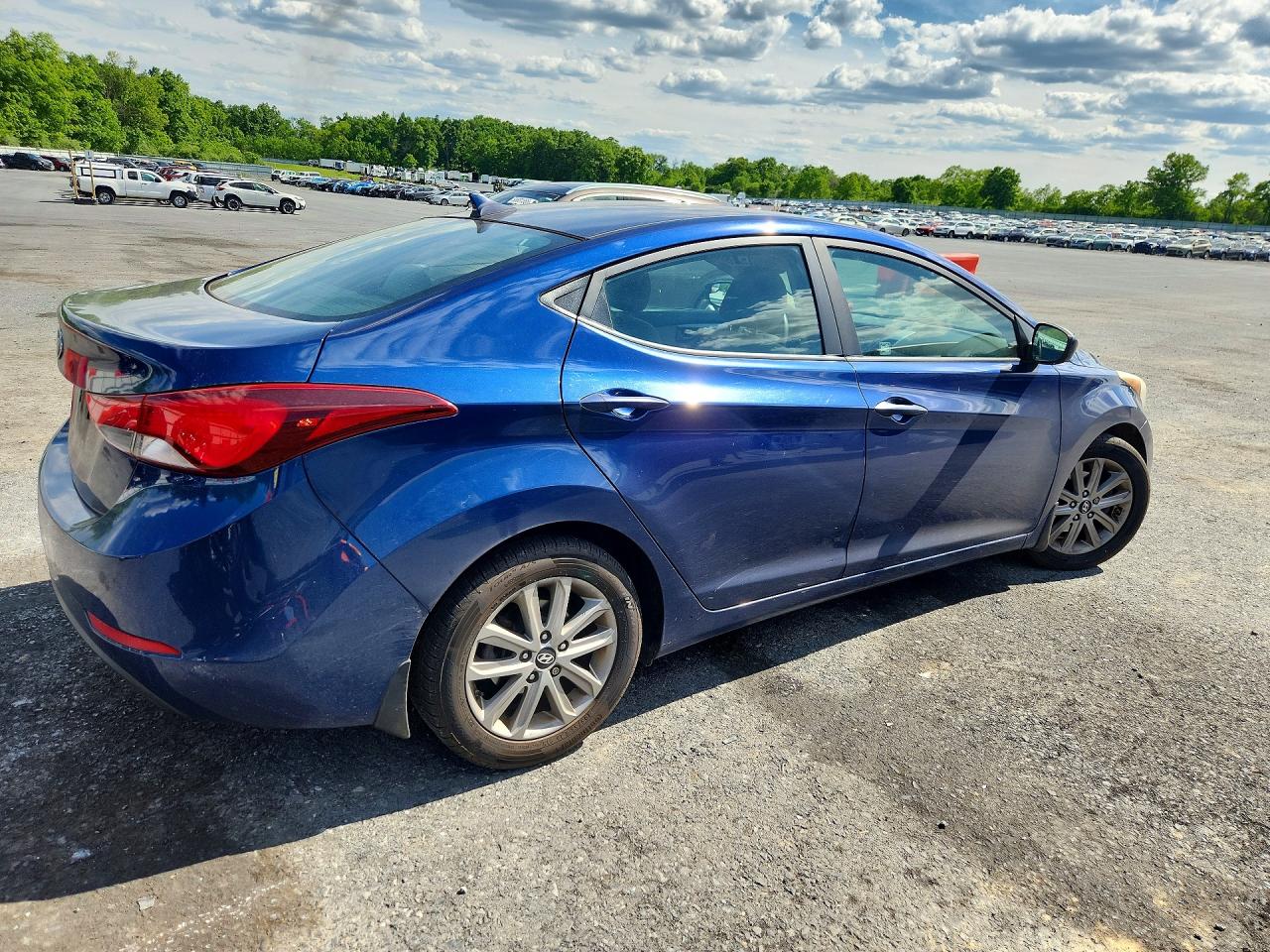 Hyundai ELANTRA Se