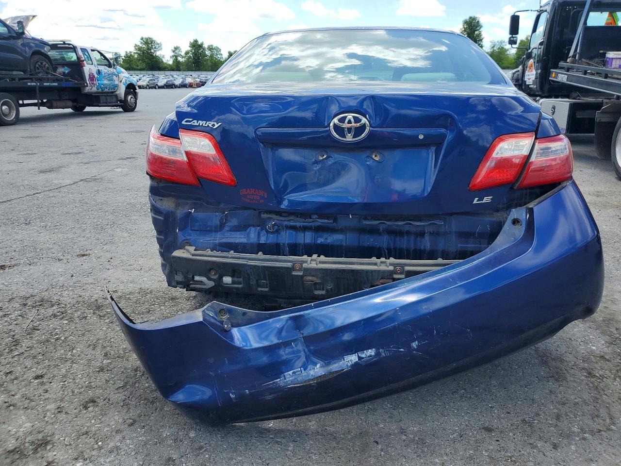 Toyota Camry Le